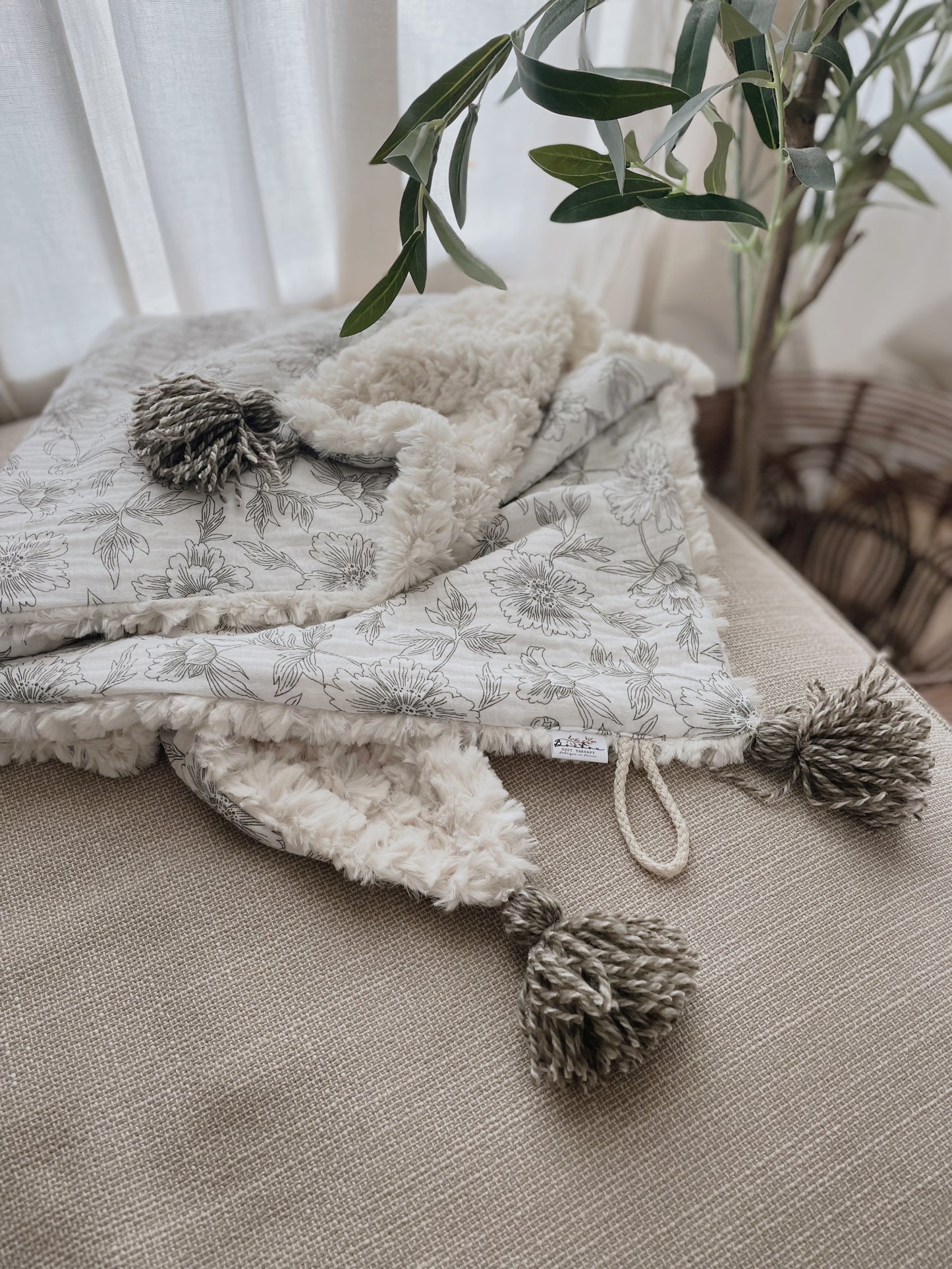 Couverture bébé Luce -  Grey Flowers ♡
